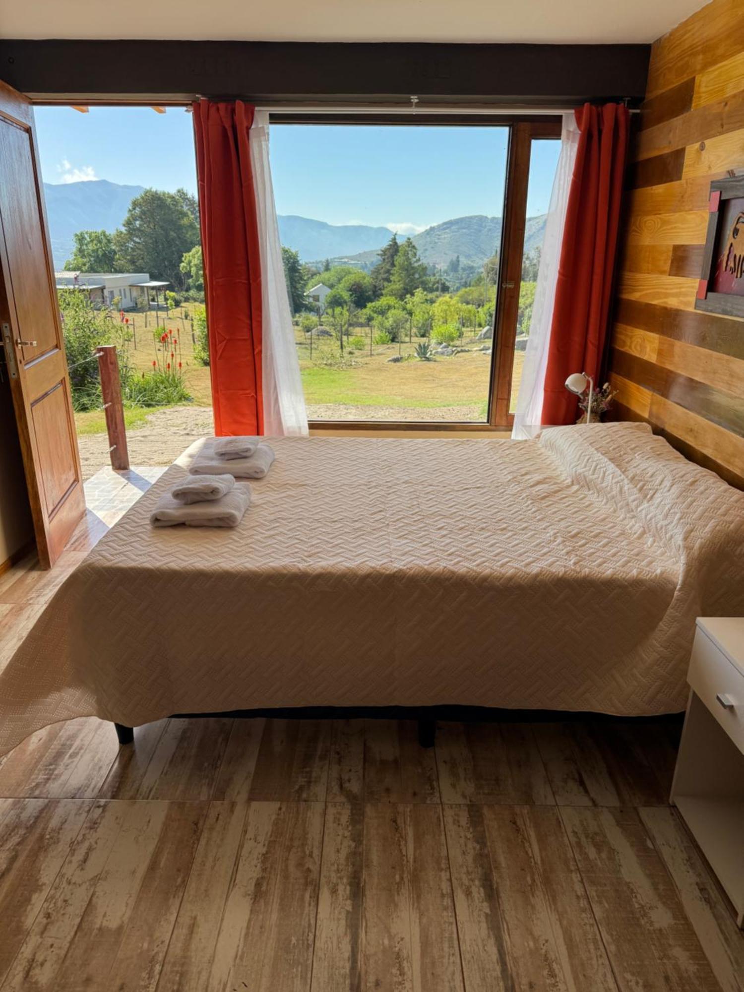 Cabana El Churqui Tafí del Valle Esterno foto